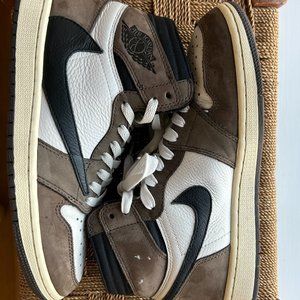 Travis Scott x  Air Jordan 1 Retro “Mocha”
